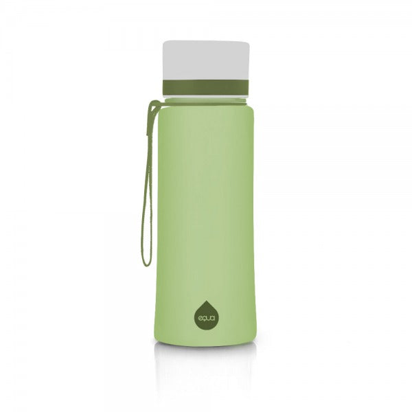 EQUA Trinkflasche aus BPA freiem hochwertigem Eastman Tritan Kunststoff - fasst 600ml - ohne Aufdruck - Deckel und Tragebändel - im semi transparentem Olivton.