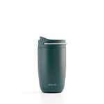 Schöner Thermos Kaffee Becher für take  away und on the go.  In der Farbe ROYAL (petrolgrün). Mit doppelter Thermosisolierung und Keramik Inneenschicht. Auslaufsicher. Kommt mit einem praktischen Tragegriff,. Hält Getränke bis zu vier Stunden warm