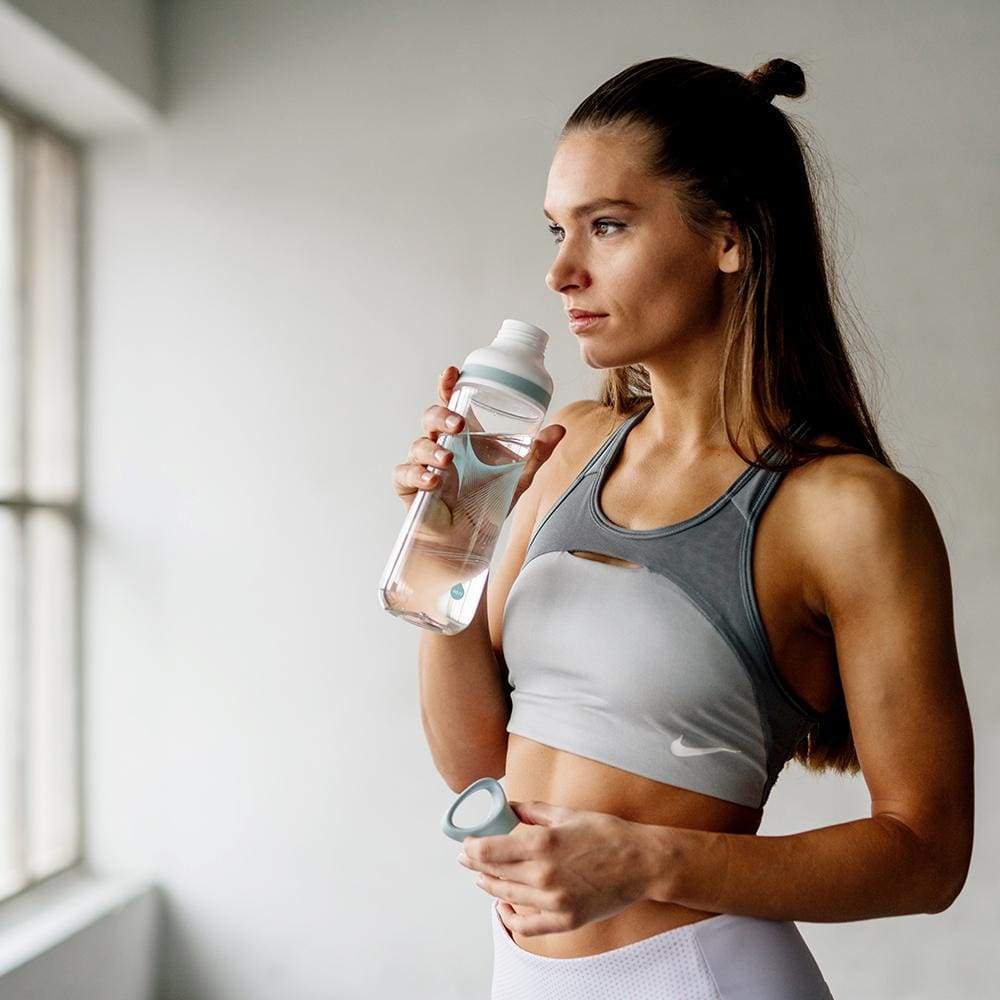 Ideal für Sport, yoga oder unterwegs: die zwei in einem Smoothie Trinkfasche - fasst 800ml