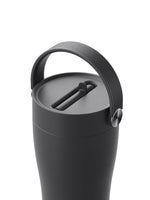 Isolierte Edelstahl-Trinkflasche 600 ml – hält Getränke 15 Std. kalt und 8 Std. warm. 100% auslaufsicher, BPA-frei, mit klappbarem Trinkhalm. Jetzt entdecken!