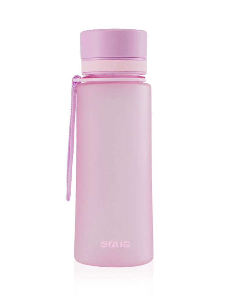 EQUA Trinkflasche aus BPA freiem hochwertigem Eastman Tritan Kunststoff - fasst 600ml - ohne Aufdruck - Deckel und Tragebändel - im hellem frischen lila Farbton.
