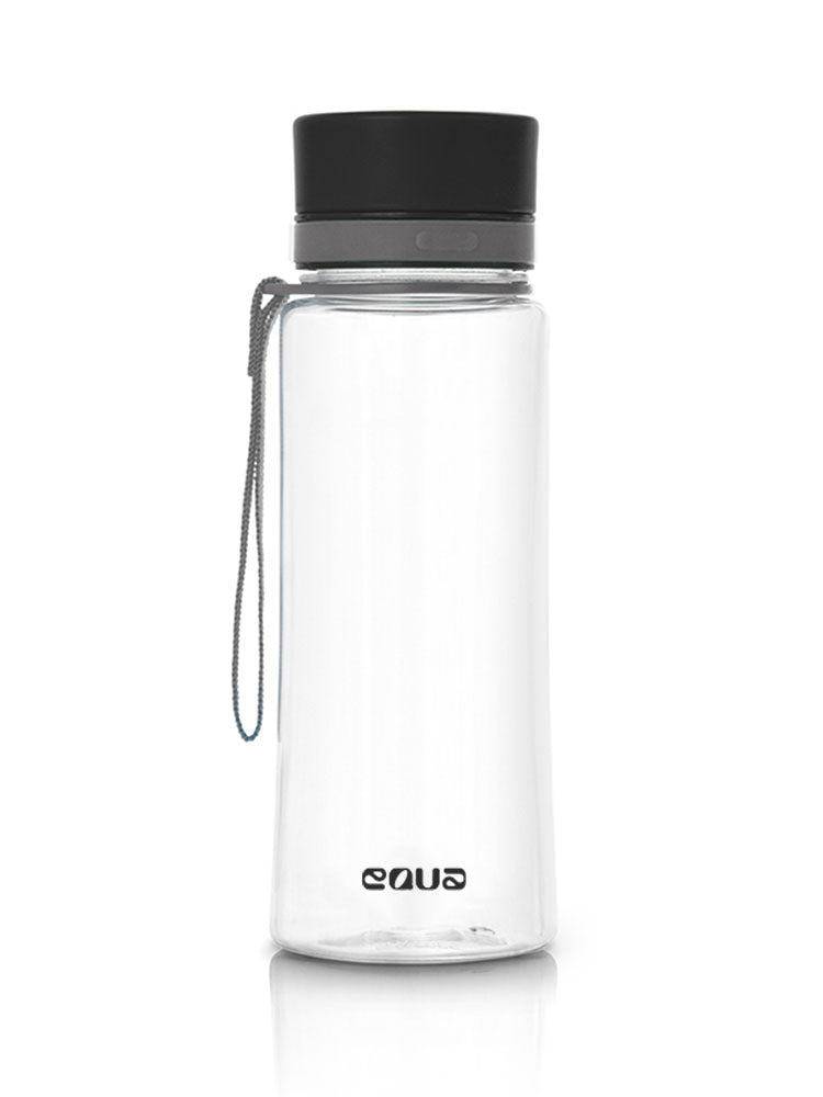 EQUA Trinkflasche aus BPA freiem hochwertigem Eastman Tritan Kunststoff - fasst 600ml - ohne Aufdruck - transparent mit schwarzem Deckel und Tragebändel. Ideal auch zum bedrucken mit Ihrem Logo.