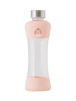EQUA Active White Glas Trinkflasche 550 ml mit Silikonschutz unten (schwarz) und oben (weiss).