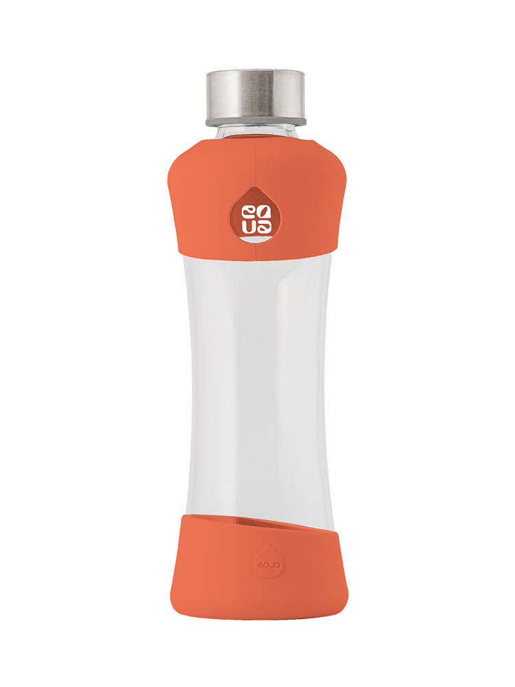 EQUA Active Tangerine Trinkflasche 550 ml mit Silikonschutz unten (mandarinen orange) und oben (mandarinen orange).