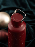 Personalisiere Deine Timeless Trinkflasche mit einer individuellen Gravur auf dem Deckel. Jetzt online personalisieren.