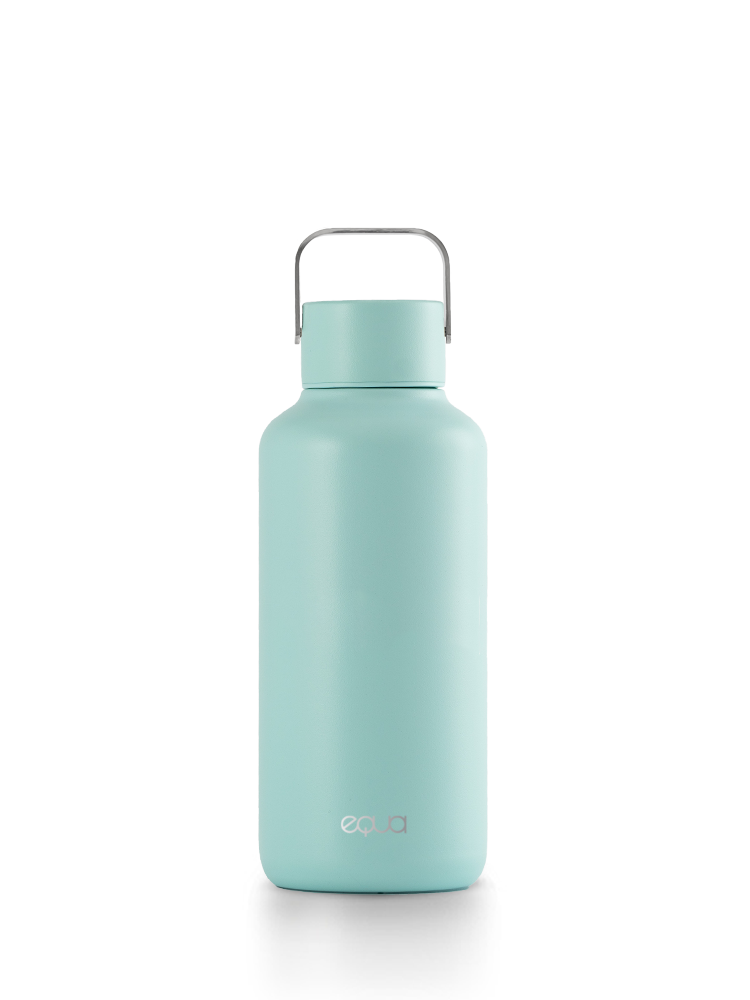 Ultraleichte 600ml Trinkflasche aus hochwertigem Edelstahl - kompakt und leicht. Uni minimalistisch in der farbe hellblau