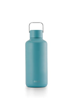 Ultraleichte 600ml Trinkflasche aus hochwertigem Edelstahl - kompakt und leicht. Uni minimalistisch in der farbe türkis. 