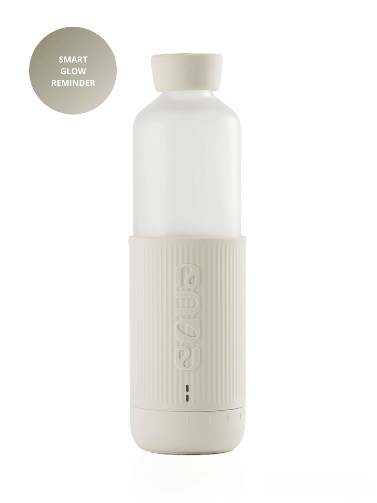 Trinkflasche mit Trinkreminder, damit Sie nie zu wenig trinken. Die Glow bottle hat einen Tracker und erinnert sie mit einem integrierten leuchten ans Trinken, wenn Sie es vergessen. Aus Borosilikatglast, hergestellt in der EU. Mattes Glas, Silikon Schutzhülle in der Farbe off-white.