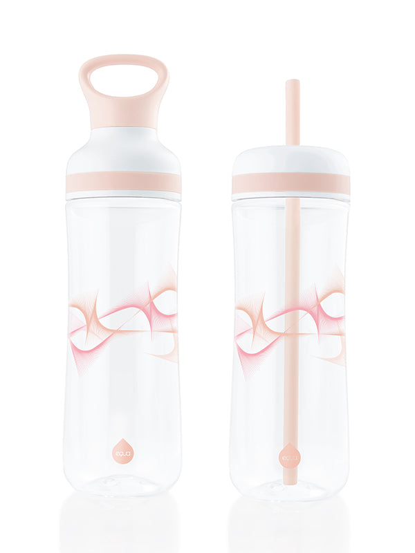 Transparente sportliche Trinkflasche mit zusätzlichem Smoothie Deckel und Trinkhalm (two in one). Hochwertiger Kunststoff BPA frei Eastman Tritan bruchsicher. Auslaufsicher. Mit Tragegriff oben. Transparent mit lachsfarbenem Grafik Aufdruck. Leicht und vielseitig einsetzbar. Hergestellt in Österreich.
