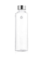 Glastrinkflasche in weisser weicher Hülle - cool auch für Frauen die es minimalistisch mögen und trotzdem etwas glamour. 